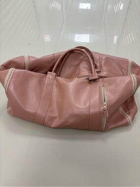 24“ Duffel Bag with dual purpose Suit/Dress option
